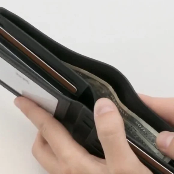 Men’s black leather Coach 3 in 1 wallet NWT. ID card holder slides out - Picture 7 of 16